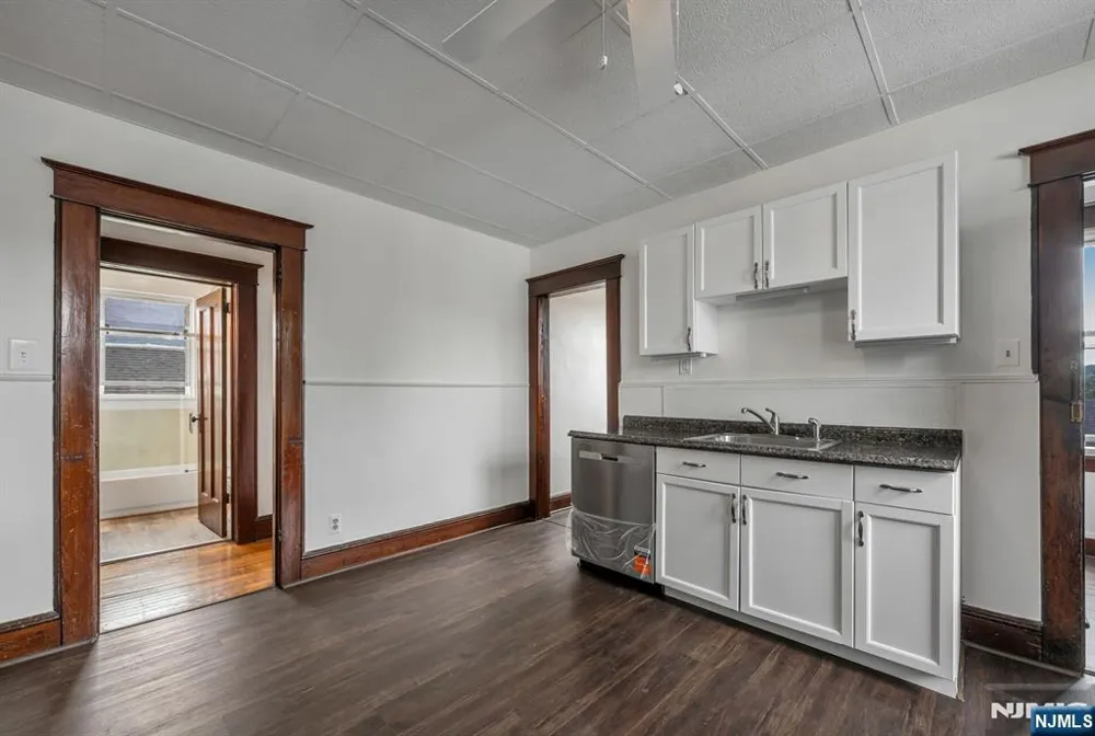18 Unit 2 Lincoln Avenue 2 Little Falls, NJ 07424