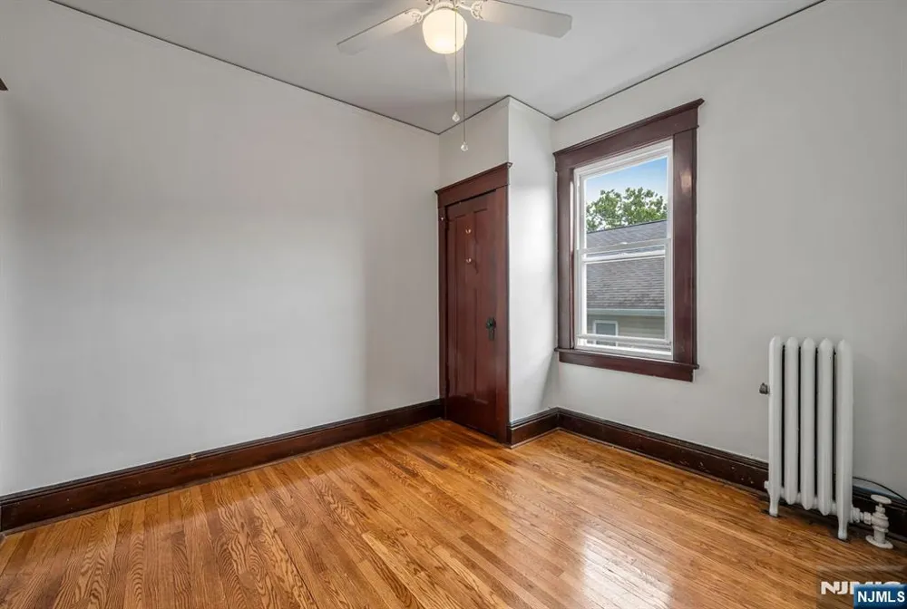 18 Unit 2 Lincoln Avenue 2 Little Falls, NJ 07424