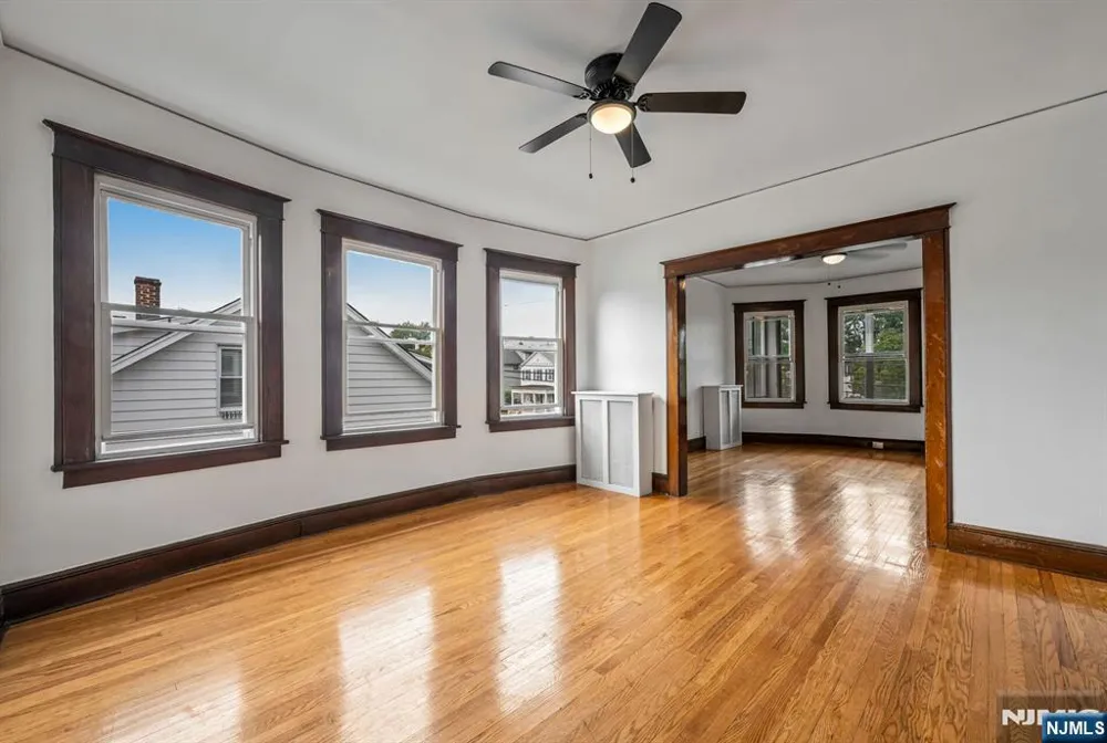 18 Unit 2 Lincoln Avenue 2 Little Falls, NJ 07424