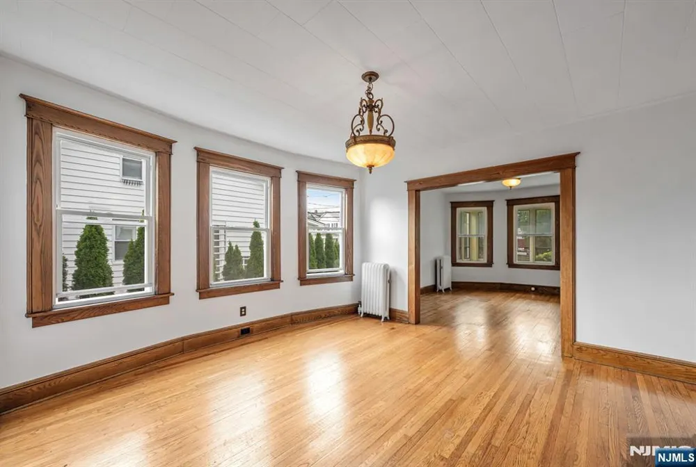 18 Lincoln Avenue 1 Little Falls, NJ 07424