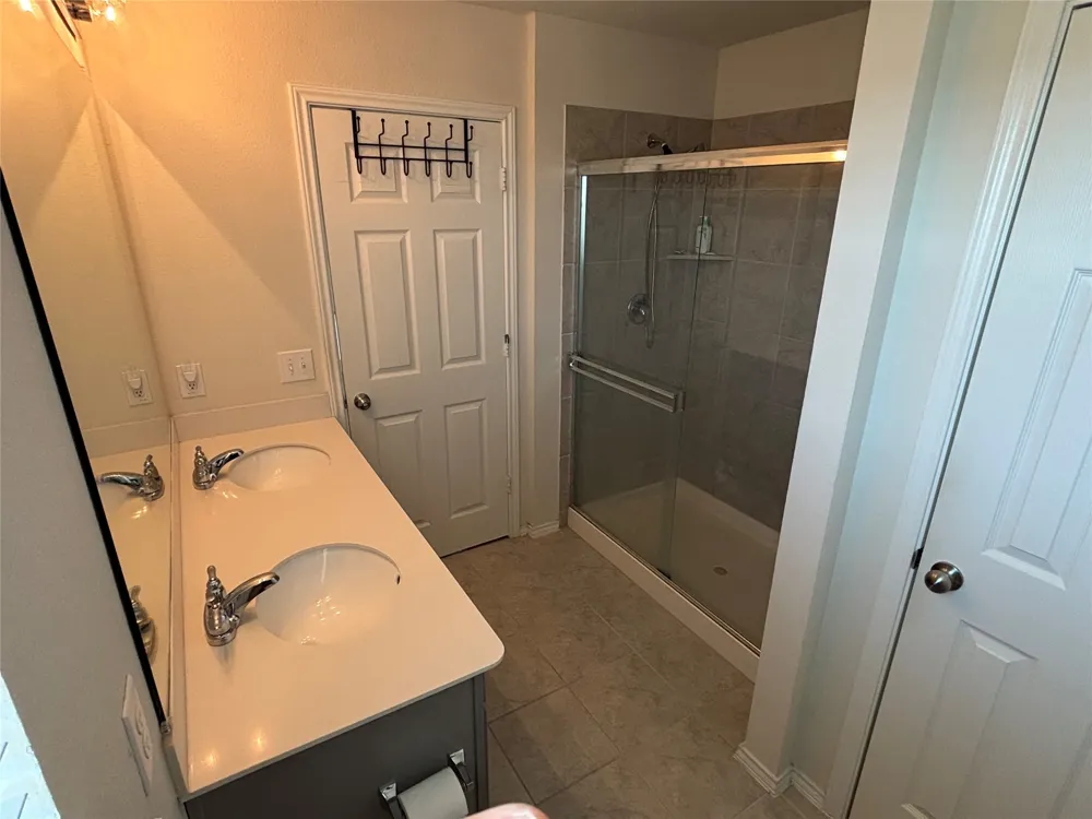 5617 Cherrywood Way Fort Worth, TX 76123