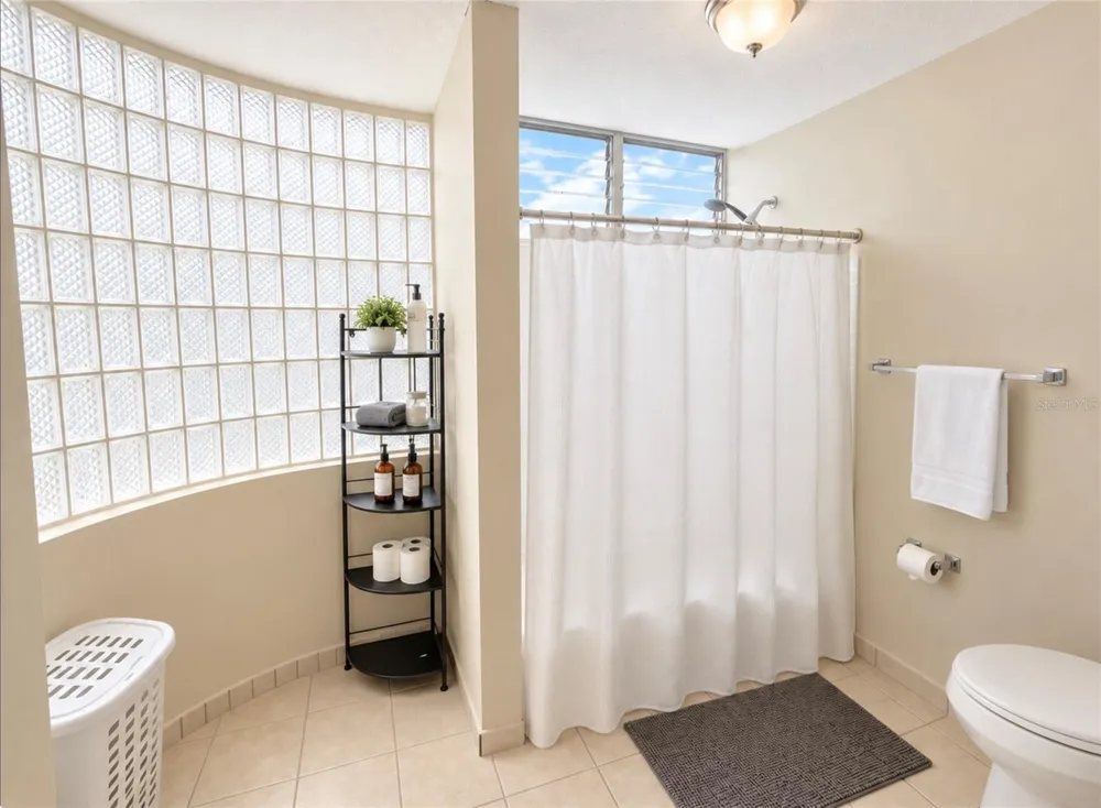 COND. CHALETS SEVILLANOS #APT Q-302 Trujillo Alto, PR 00976