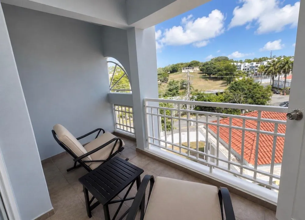 COND. CHALETS SEVILLANOS #APT Q-302 Trujillo Alto, PR 00976