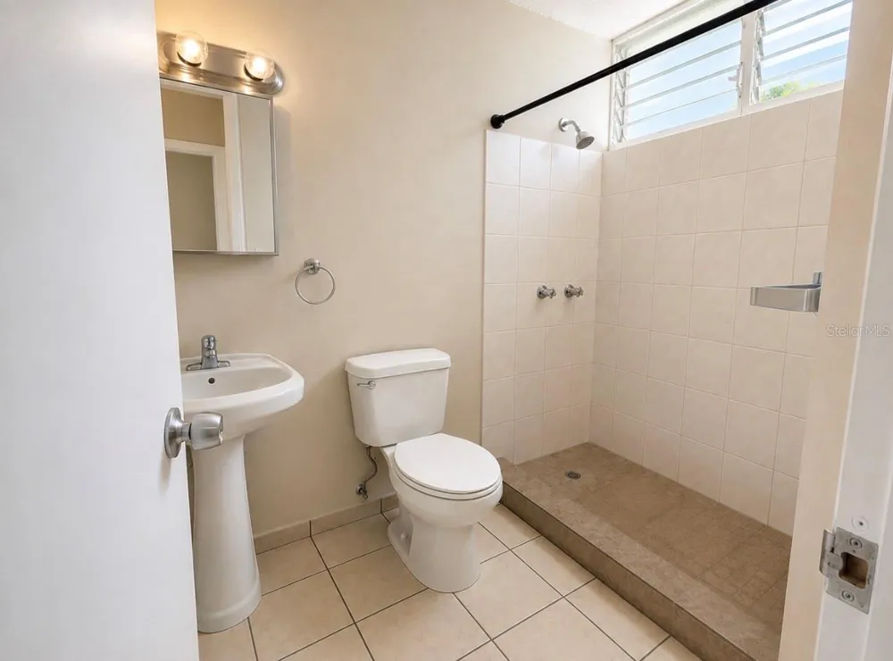 COND. CHALETS SEVILLANOS #APT Q-302 Trujillo Alto, PR 00976