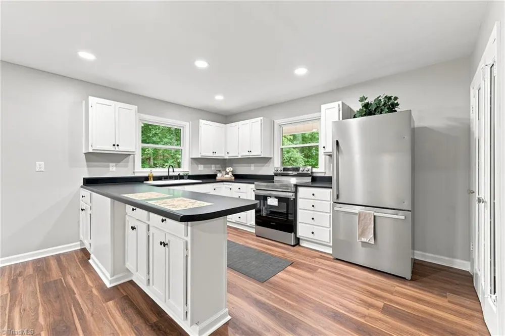 528 Wright Road Kernersville, NC 27284