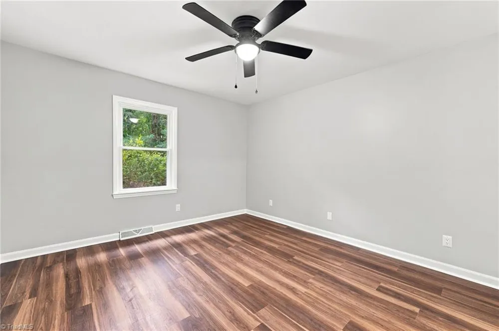 528 Wright Road Kernersville, NC 27284