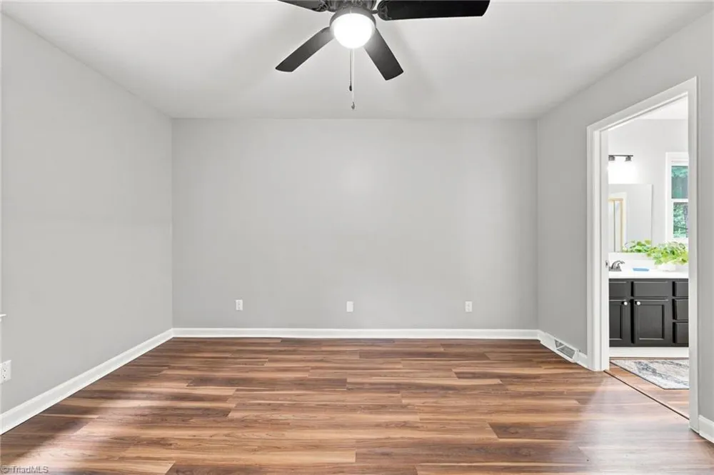 528 Wright Road Kernersville, NC 27284