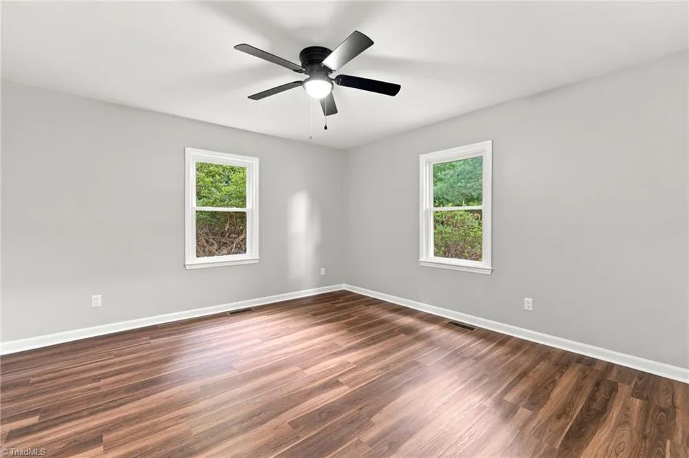 528 Wright Road Kernersville, NC 27284