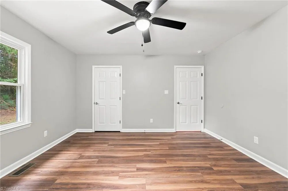 528 Wright Road Kernersville, NC 27284