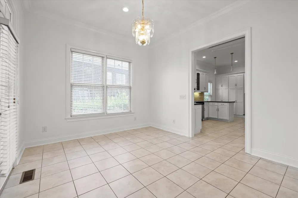 5639 NW Avenwood Circle Cleveland, TN 37312