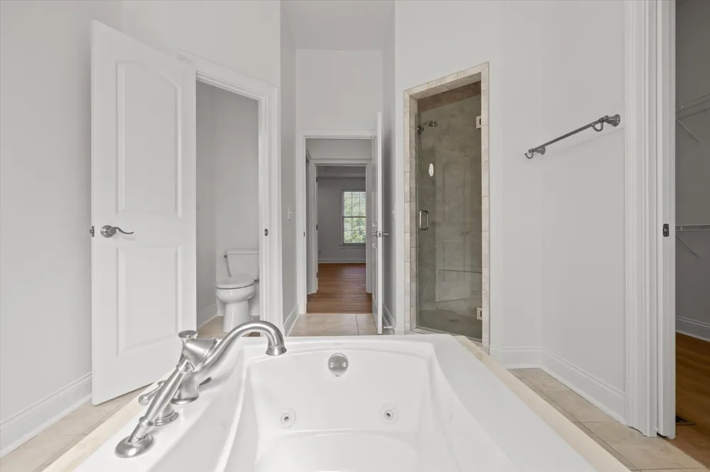 5639 NW Avenwood Circle Cleveland, TN 37312
