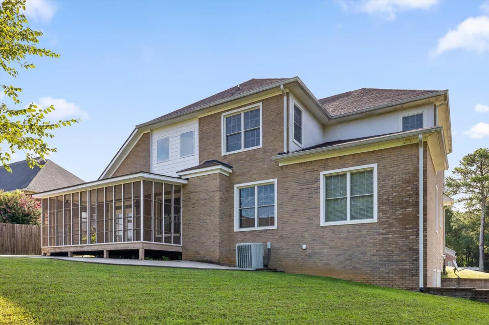 5639 NW Avenwood Circle Cleveland, TN 37312