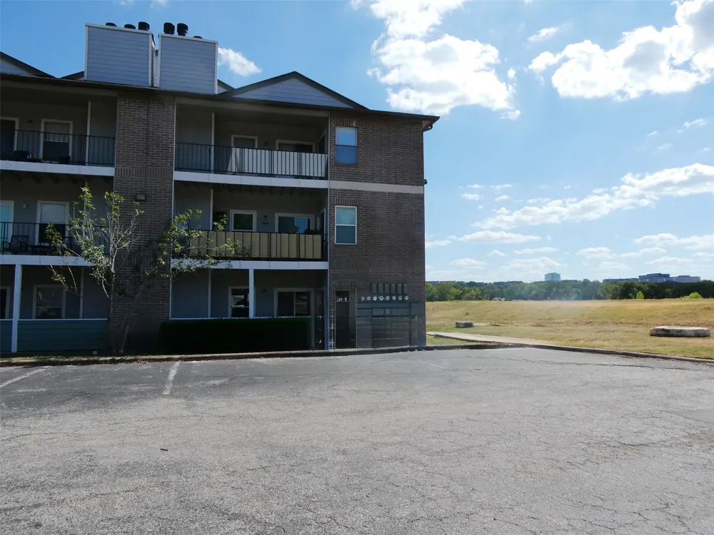 12166 METRIC BOULEVARD #1009 Austin, TX 78758