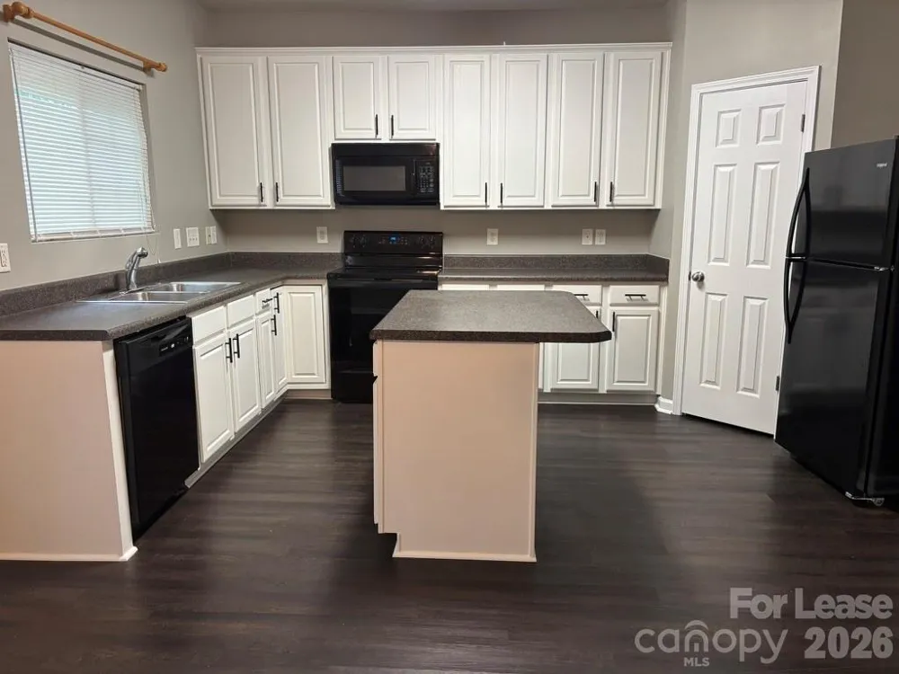 18 Sharpstone Lane Durham, NC 27703
