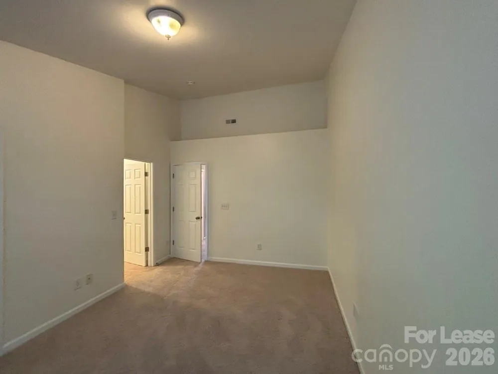 18 Sharpstone Lane Durham, NC 27703