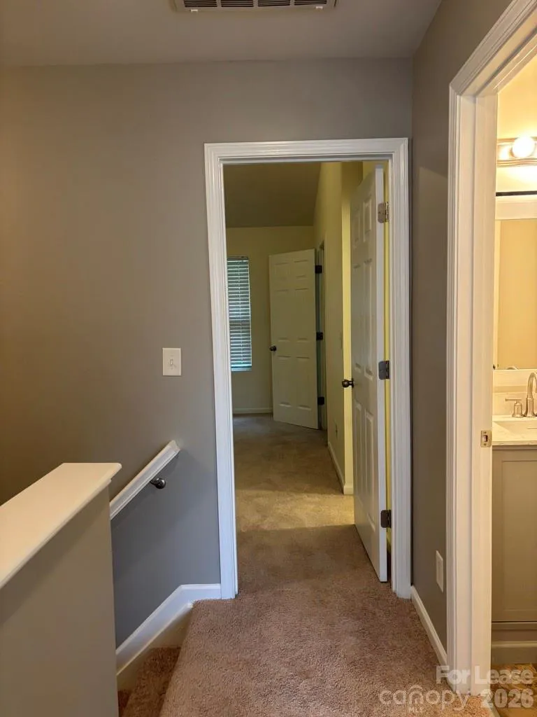 18 Sharpstone Lane Durham, NC 27703