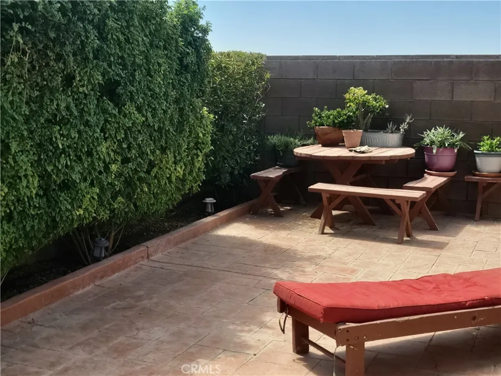 7039 Antique Street San Bernardino, CA 92407