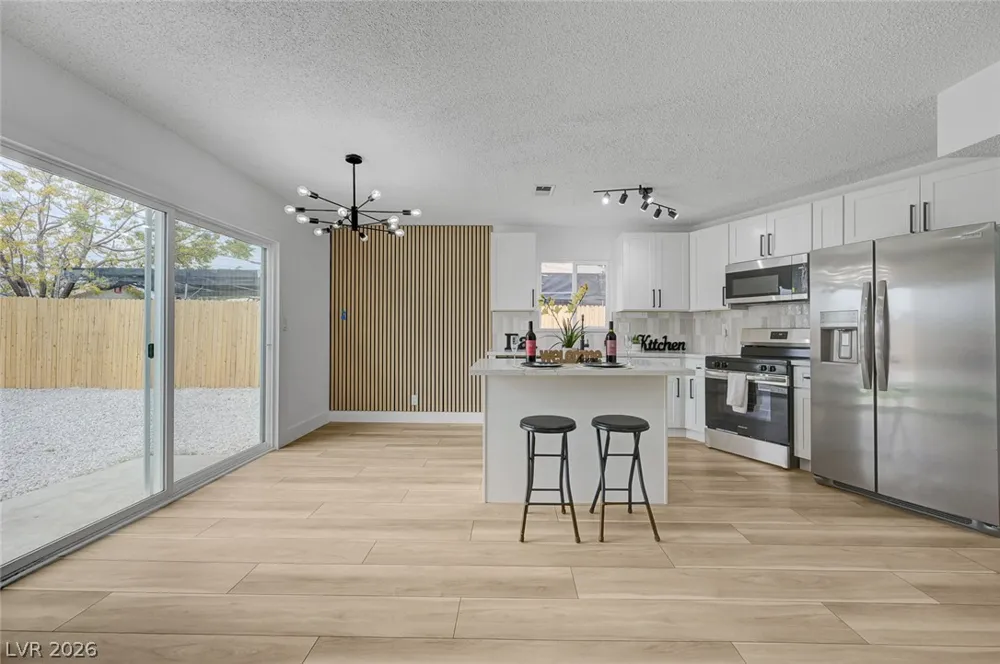2253 La Puente Street Las Vegas, NV 89115