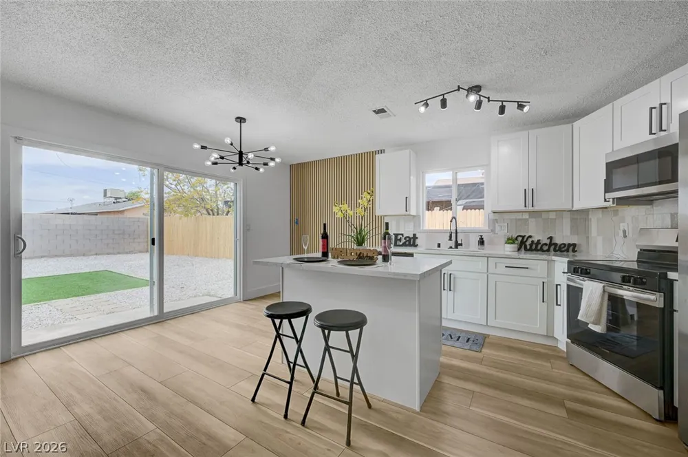2253 La Puente Street Las Vegas, NV 89115