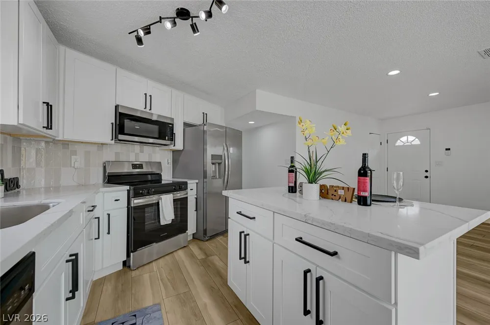 2253 La Puente Street Las Vegas, NV 89115