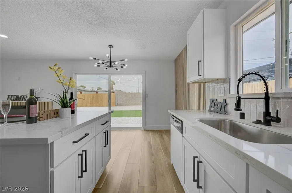 2253 La Puente Street Las Vegas, NV 89115
