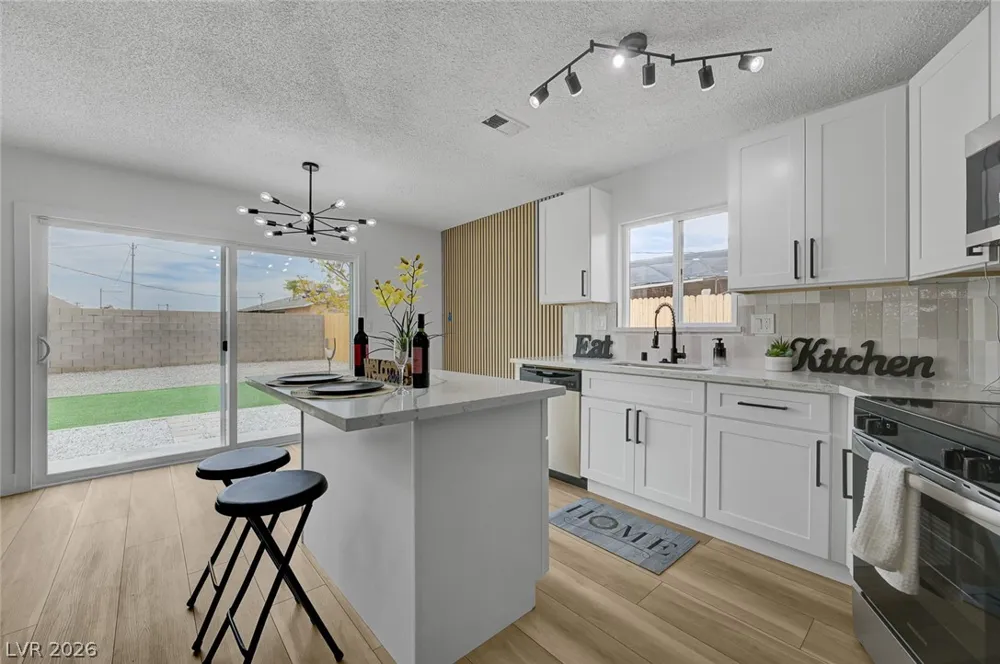 2253 La Puente Street Las Vegas, NV 89115
