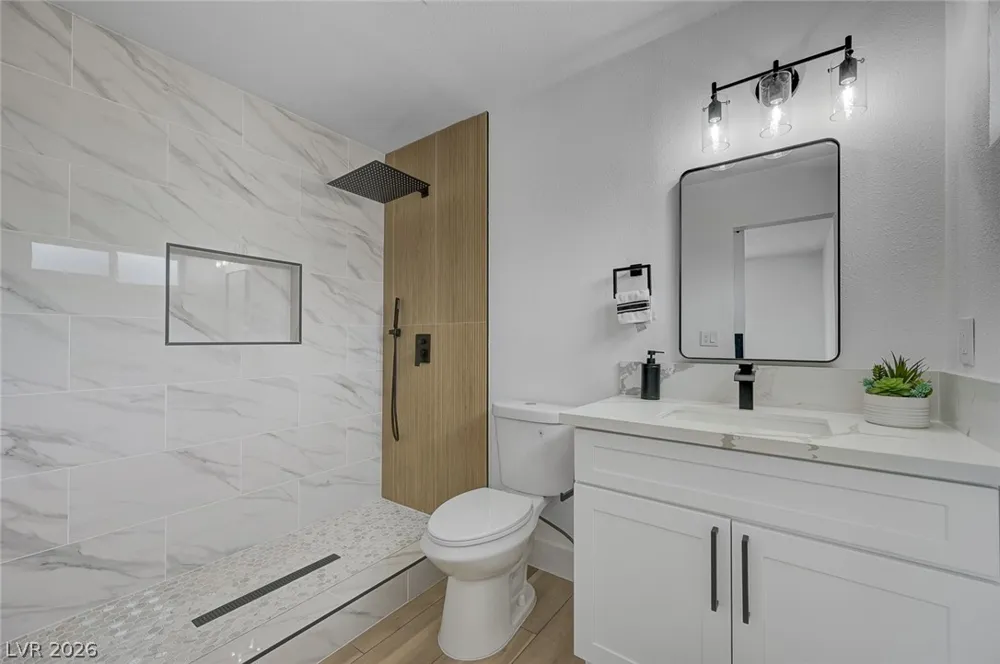 2253 La Puente Street Las Vegas, NV 89115