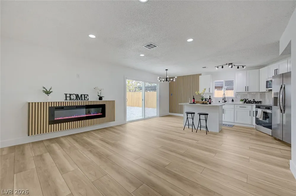 2253 La Puente Street Las Vegas, NV 89115