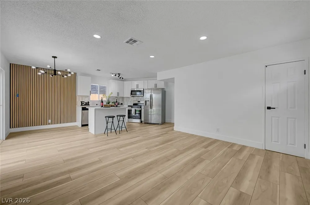 2253 La Puente Street Las Vegas, NV 89115