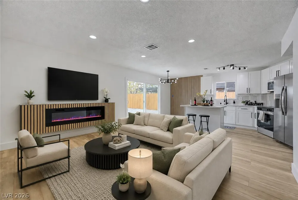 2253 La Puente Street Las Vegas, NV 89115
