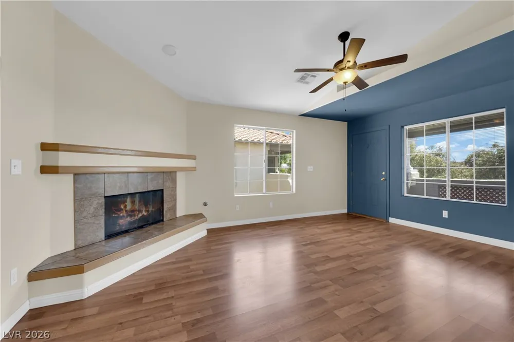 6836 Elm Creek Drive #201 Las Vegas, NV 89108