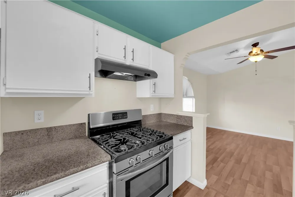 6836 Elm Creek Drive #201 Las Vegas, NV 89108