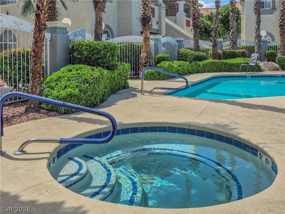 6836 Elm Creek Drive #201 Las Vegas, NV 89108