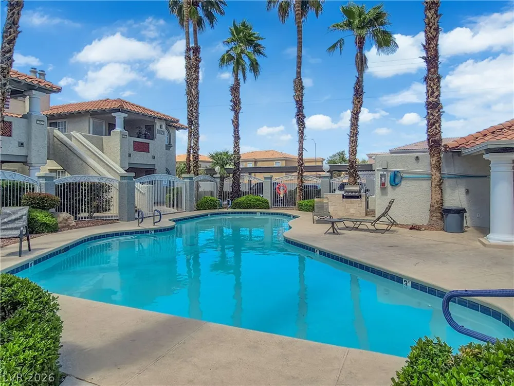 6836 Elm Creek Drive #201 Las Vegas, NV 89108