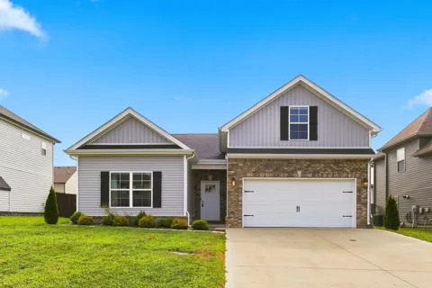 1589 Kestrel Dr