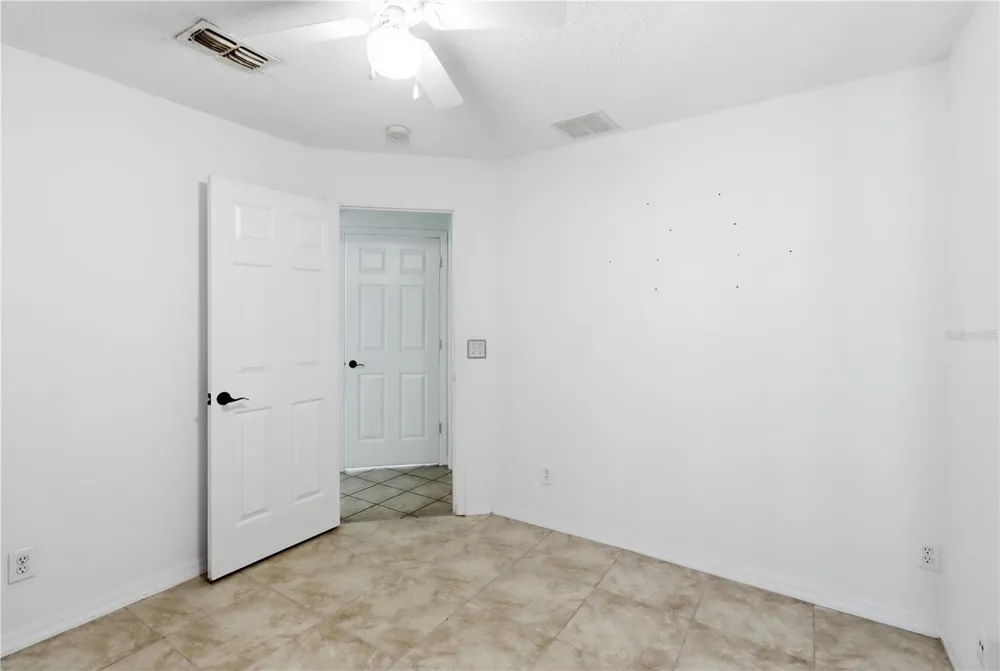 6100 LEE LAN DRIVE Orlando, FL 32809