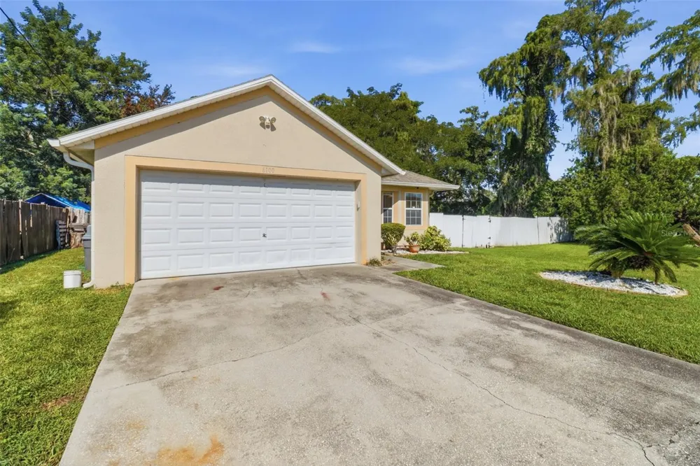 6100 LEE LAN DRIVE Orlando, FL 32809