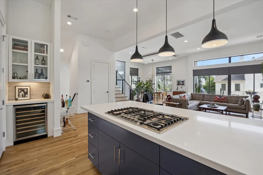 613 Jackson Hill Street #A Houston, TX 77007