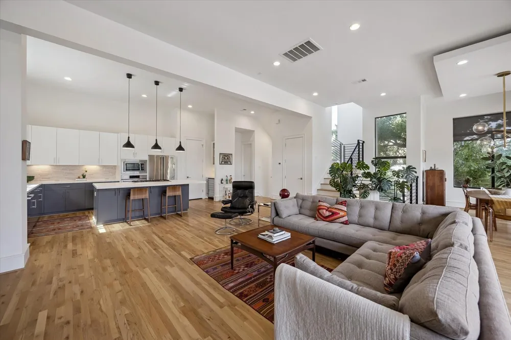 613 Jackson Hill Street #A Houston, TX 77007