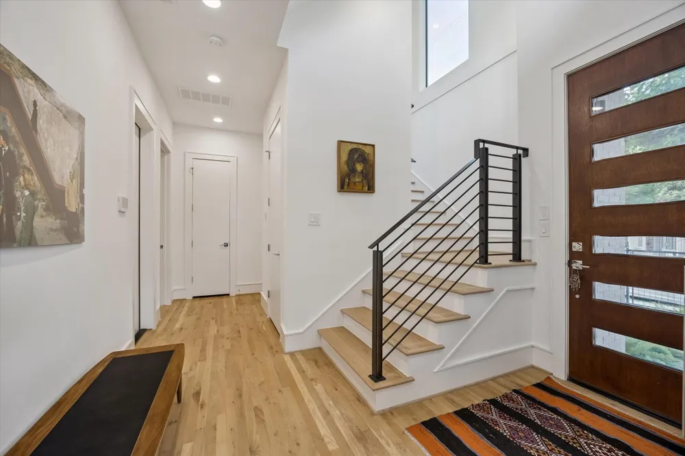 613 Jackson Hill Street #A Houston, TX 77007
