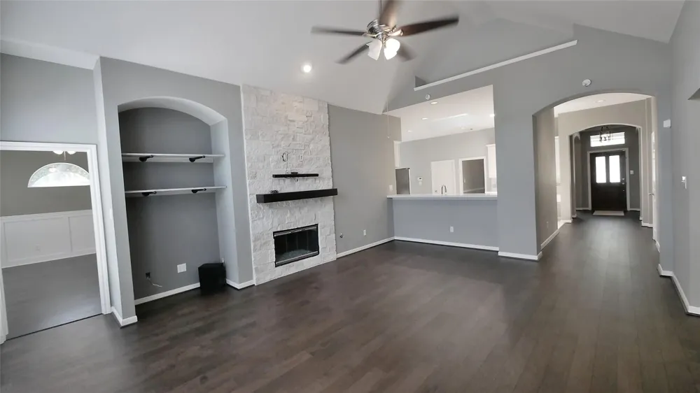 10402 Indian Paintbrush Lane Houston, TX 77095