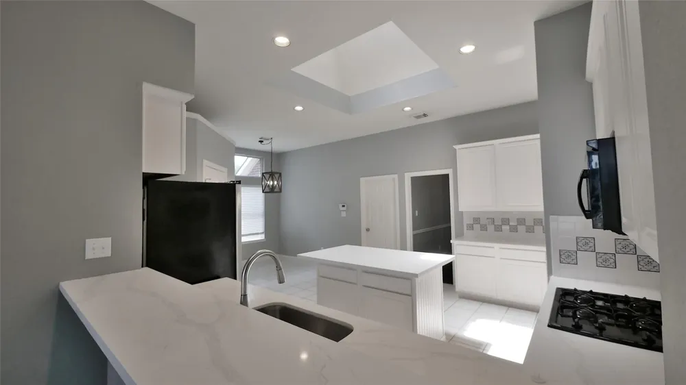 10402 Indian Paintbrush Lane Houston, TX 77095