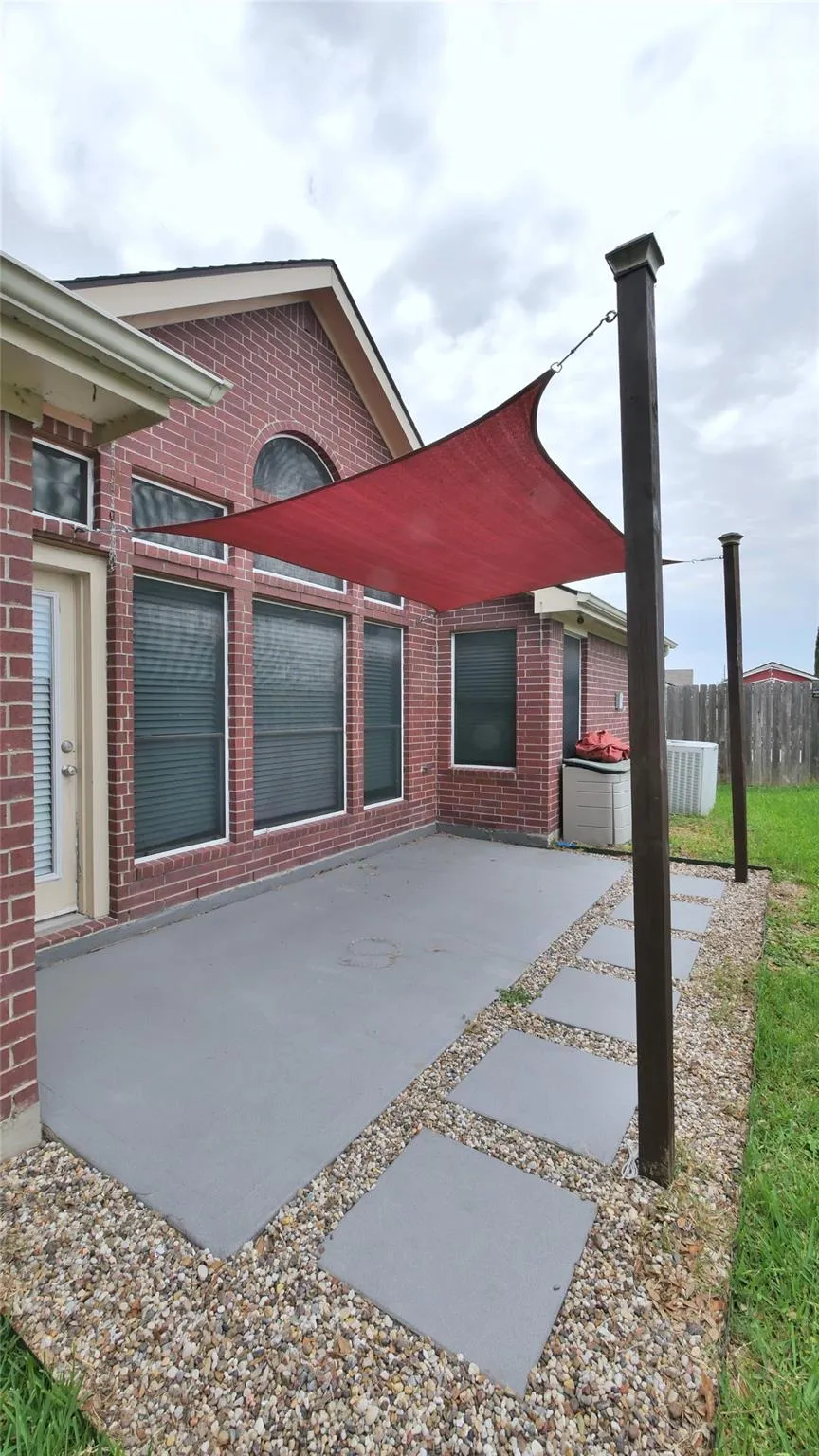10402 Indian Paintbrush Lane Houston, TX 77095