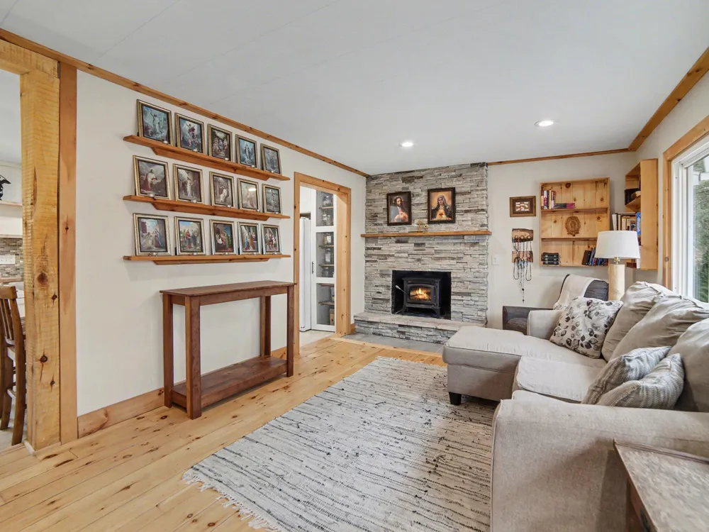 8590 W Thomas Street Shelby, MI 49455