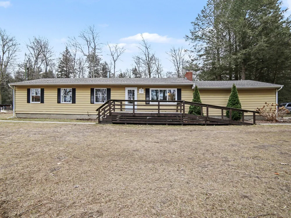 8590 W Thomas Street Shelby, MI 49455