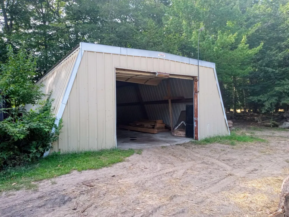 8590 W Thomas Street Shelby, MI 49455