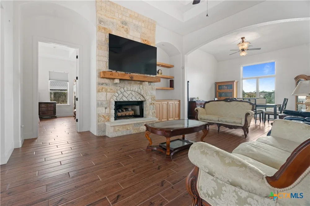 610 Battistrada New Braunfels, TX 78132