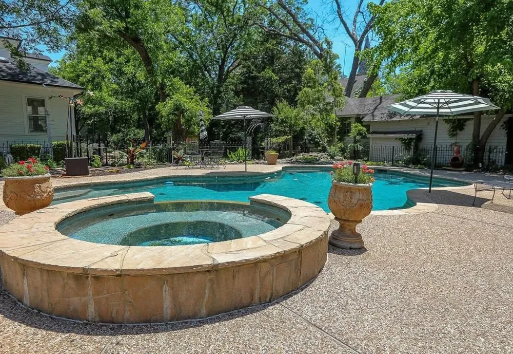 319 S Denton Street Gainesville, TX 76240