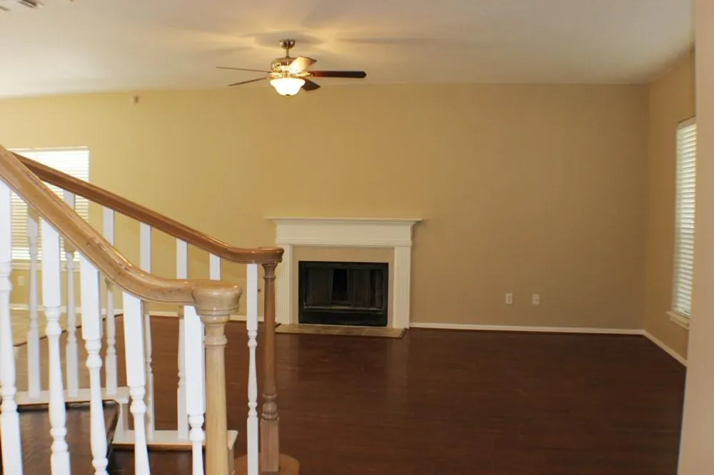 105 Crimson Bay Drive League City, TX 77573