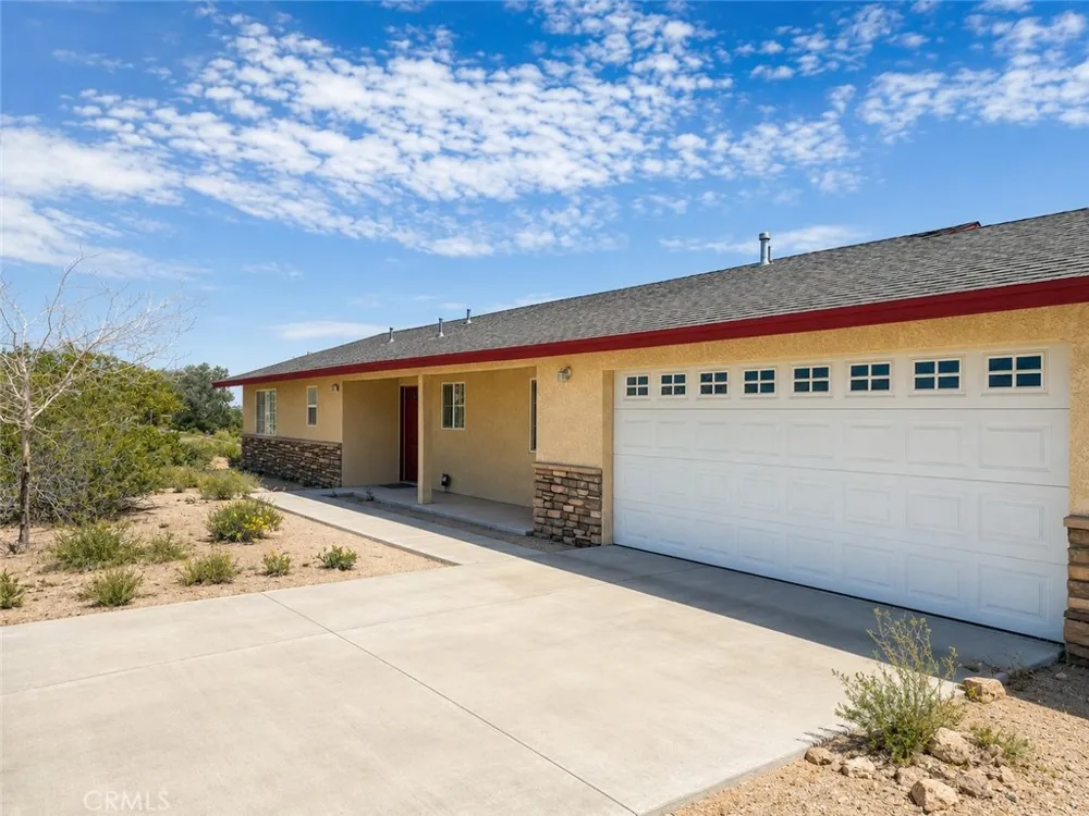6851 Conejo Joshua Tree, CA 92252